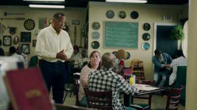 My apologies.
I'll get you
a full refund. - Queen Sugar