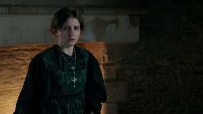 My aunt is returning
to Burgundy - The White Princess