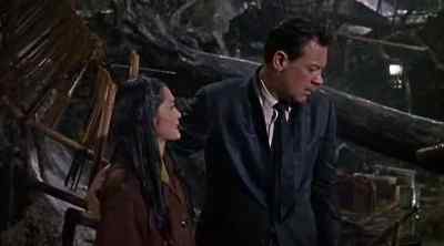 My baby dead. - The World of Suzie Wong
