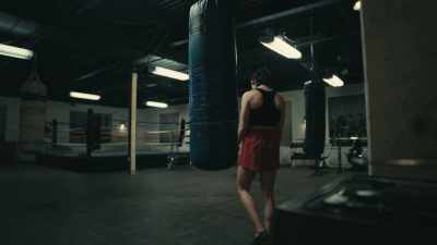 ♪ My baby ease my mind ♪ - Uppercut