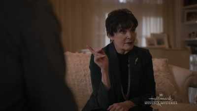 My cook is in the kitchen, - Chronicle Mysteries: Vines that Bind