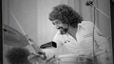 My dad played every single day
in the home, - Women Who Rock
