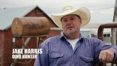 MY DAD'S A THIRD-GENERATION
RANCHER - Dino Hunters