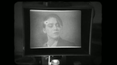 My father was an
inventor, an idealist. - LOLA