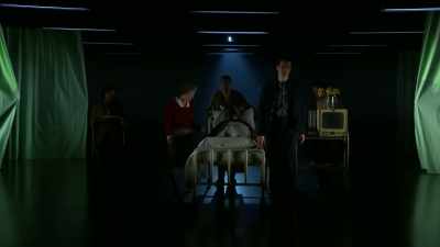 -  'My father has black lung.'
- Who is that? - National Theatre Live: Nye