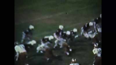 My father played quarterback
at Bristol Central. - Killer Inside: The Mind of Aaron Hernandez