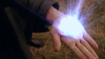 My father sends his regards. - Smallville