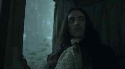My gardener
chanced upon this man. - Versailles