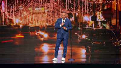 My girlfriend, she started
the show after one month. - Russell Peters: Deported