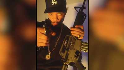  My guys was all strapped. - Origins of Hip Hop