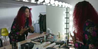 My hair doesn't define me. - Harlem