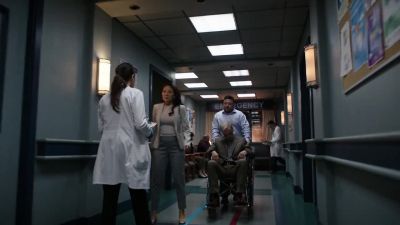 MY HUSBAND NEEDS HELP. - Arrow