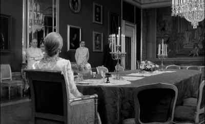 - My husband's mother...
- Yes, principessa. - Darling