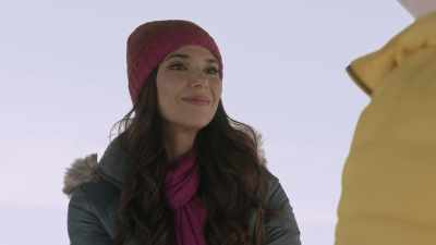 My job is to help Beth
and Henry, - An Ice Wine Christmas
