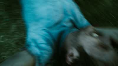 - My leg! - Cloverfield