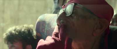 - My life is...
- Please, the cigarette. - Capernaum