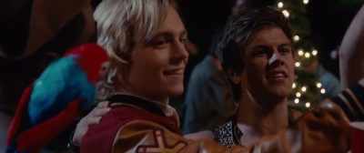 My man! Hey, you look thirsty. - Status Update