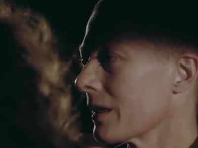 My memory is falling apart
- Did we... - Playing for Time