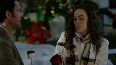 My mom is gonna help Ollie
find Harold - Random Acts of Christmas