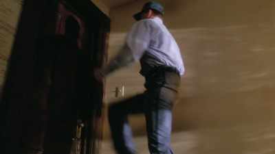 My mom, um...
There was an accident. - Charmed