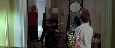 My mom's got a date - Little Manhattan