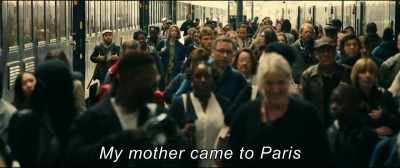 My mother came to Paris. - An Impossible Love