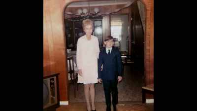 My mother,
just to sum up my mom, - Wise Guy: David Chase and The Sopranos