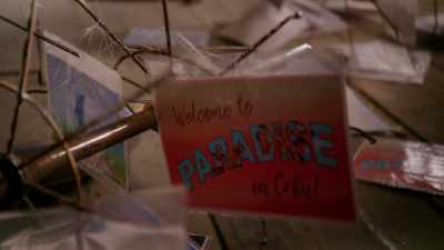 My name is Alex Walker.
I'’m ex-DEA. - Almost Paradise
