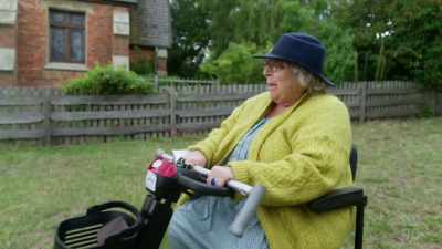 My name is David
and this is my son Stephen. - Miriam Margolyes: Australia Unmasked