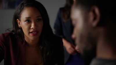 My name is Iris West-Allen,
I'm a reporter. - The Flash