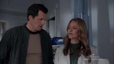 My name is Professor
Amy Winslow, - Mystery 101: Playing Dead