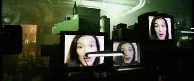 My name is Shelby.
I'm from Scotland. - Monster Inside: America's Most Extreme Haunted House