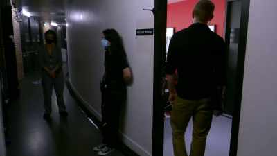 My name's Dave.
I haven't met you formally yet, - Backstage with Katherine Ryan