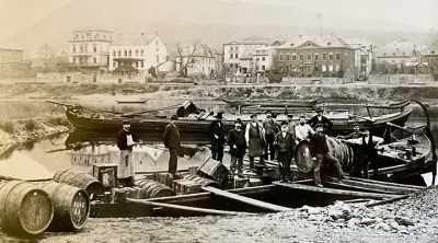 My now husband courted me back then - World's Most Scenic River Journeys