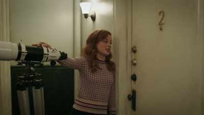 My parents
bought me a telescope, - Zoey's Extraordinary Playlist