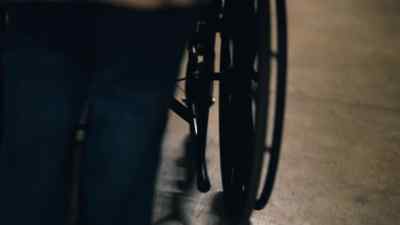 My parents had
no personal experience
with schizophrenia. - Six Schizophrenic Brothers