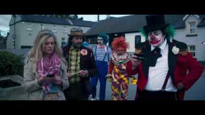 - My phone's dead.
- So's my beeper. - Apocalypse Clown