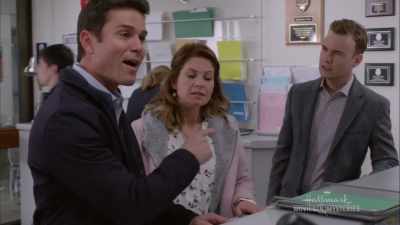 My point is, Lynn, that Robin
should be at the top - Last Scene Alive: An Aurora Teagarden Mystery