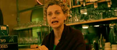 My rash is back.He's driving me nuts. - Amélie