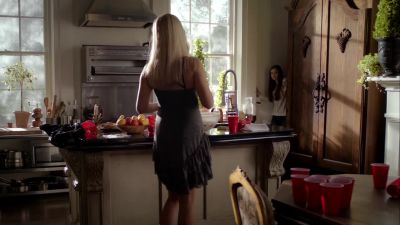 My ring. - The Vampire Diaries