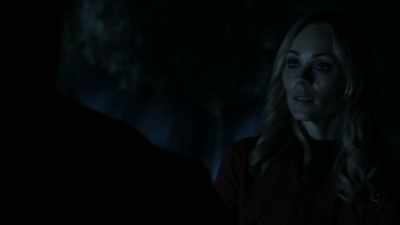 My sister finds out
that you just left me here, - V Wars