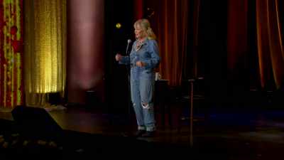 My sister, she never quite
puts the hammer down on her. - Roseanne Barr: Cancel This!