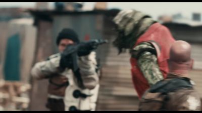 My son's in there - District 9