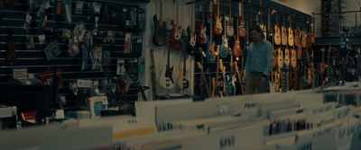 My son's just picking
up electric guitar - Art of a Hit