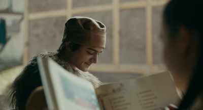 My truest passions
are avoiding my chores... - Catherine Called Birdy