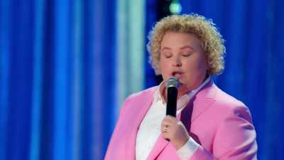 My wife is - Fortune Feimster: Crushing It