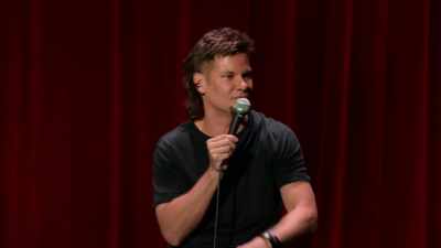 Myslíte, že uctíváte Boha,
ale přijde Satan. - Theo Von: Regular People