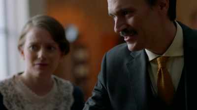 (mysterious music) - The Machines That Built America