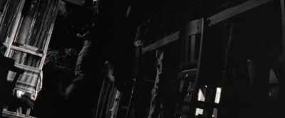 (mysterious whirring)
(muffled growling) - Alien Hunt