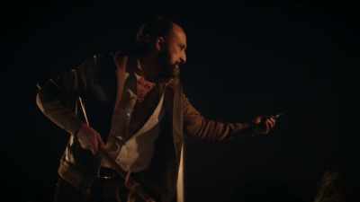 (Nabahe groans)
(dramatic music) - Shadow Wolves